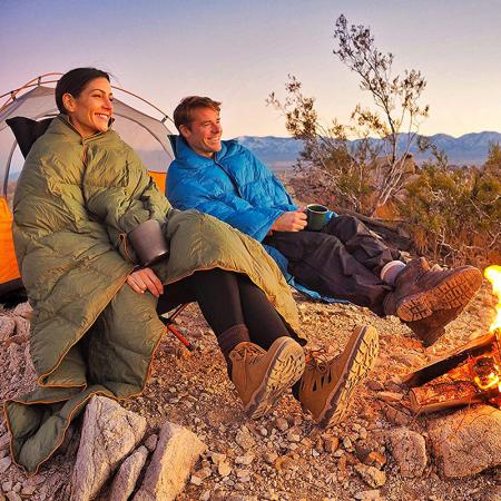 2022 nouvelle couverture de camping en plein air imperméable pliable personnalisée couverture en nylon portable pour le camping 